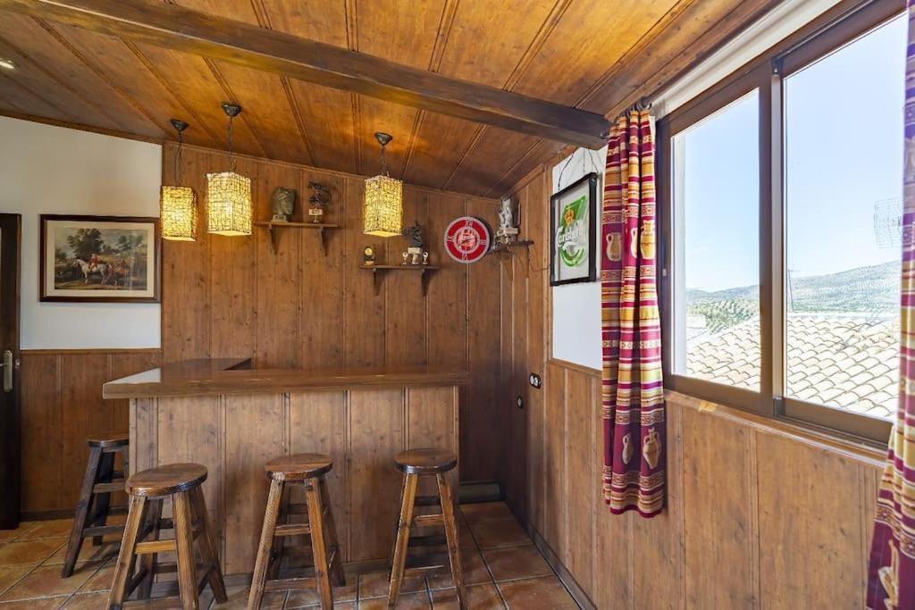 Casa Con Patio Y Terraza En Barrio Historico De La Villa, Junto Al Adarve Priego De Cordoba Luaran gambar